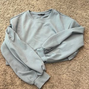Blue long sleeve cropped top